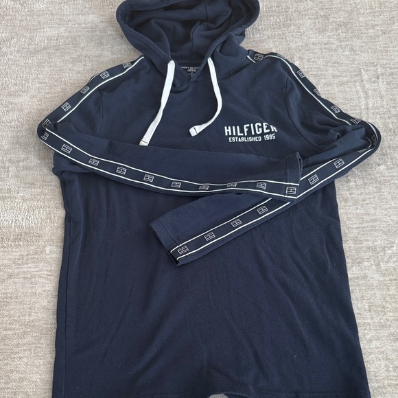 Tommy Hilfiger Dark Blue Hoodie with Logo sleeves - not bulky - lounge Size M - Picture 3 of 4